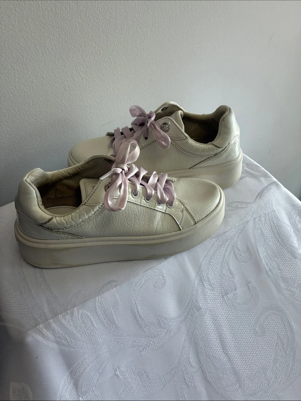 Michael Kors Cream Leather Sneakers with Light Pink Ribbon Laces